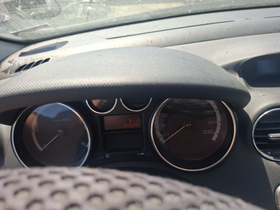 Peugeot 308 1.6 HDI 109к.с. 2010 г.