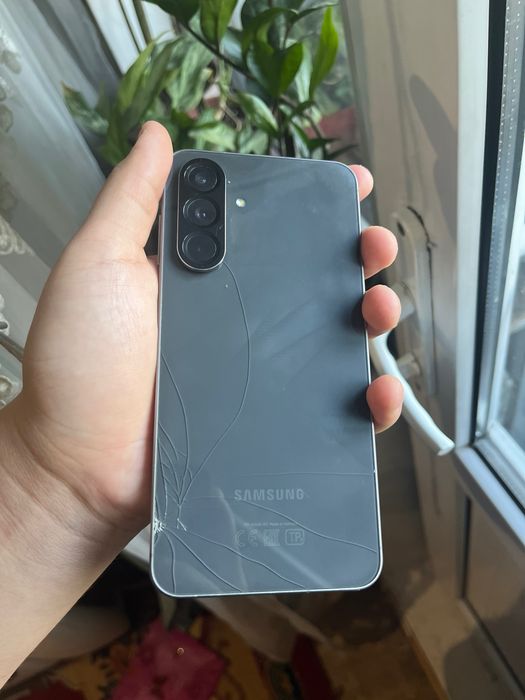 Samsung a56 5g 8/128gb