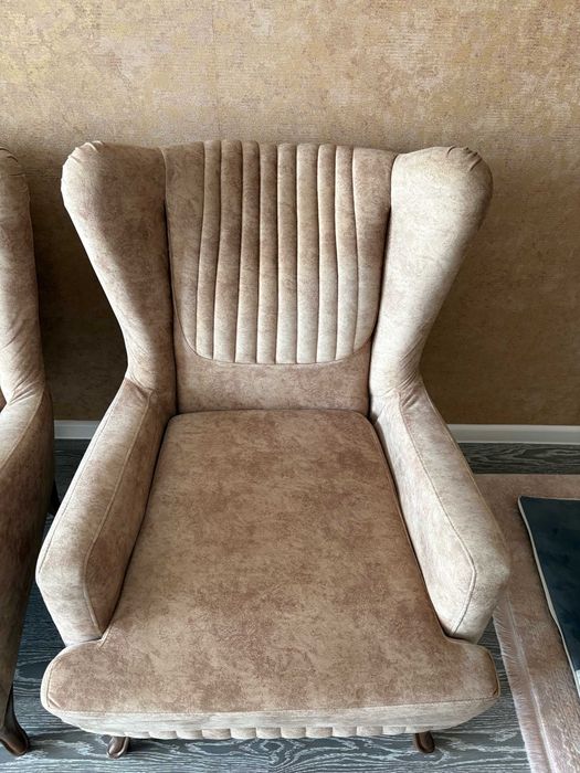 Продаем кресла мягкие