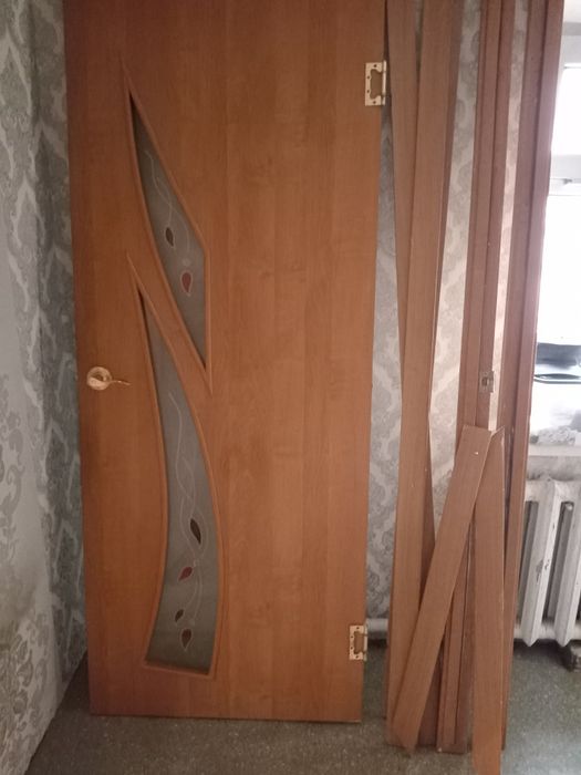 Продам дверь межкомнатную