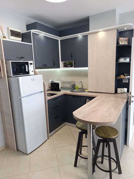 Дава се под наем Двустаен апартамент в Поморие - 55 кв.м за 71.4 € - Снимка #2