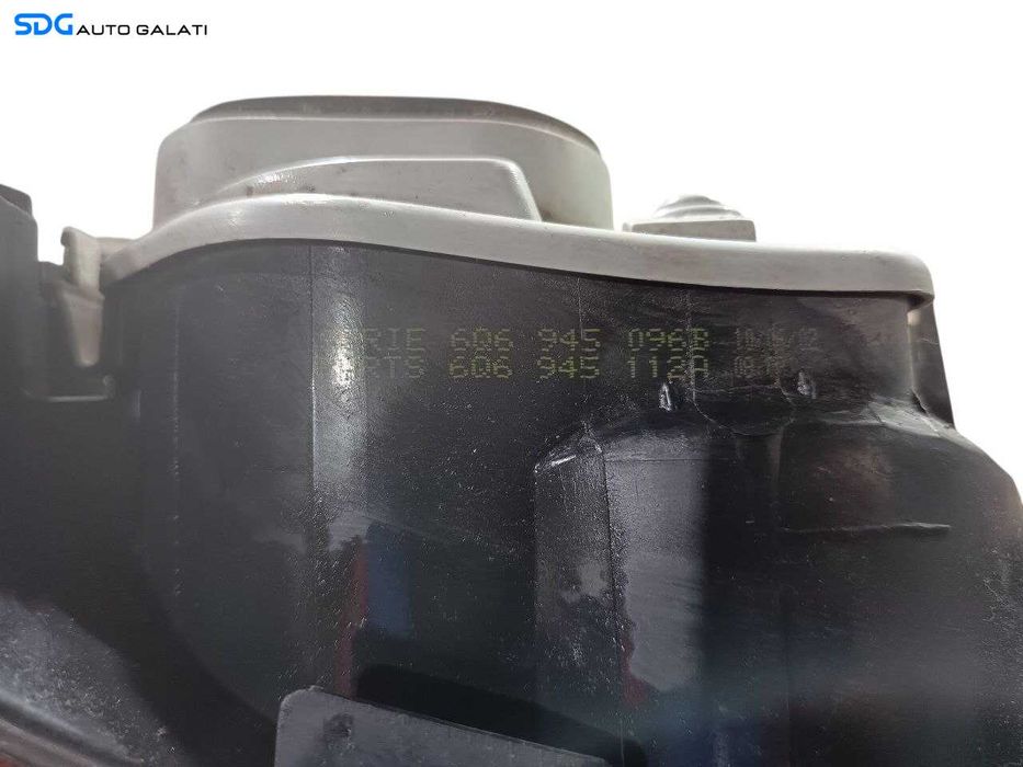 Stop Lampa Tripla Dreapta de pe Aripa Caroserie Volkswagen Polo 9N 2002 - 2005 Cod 6Q6945096B 6Q6945112A [LR2278]