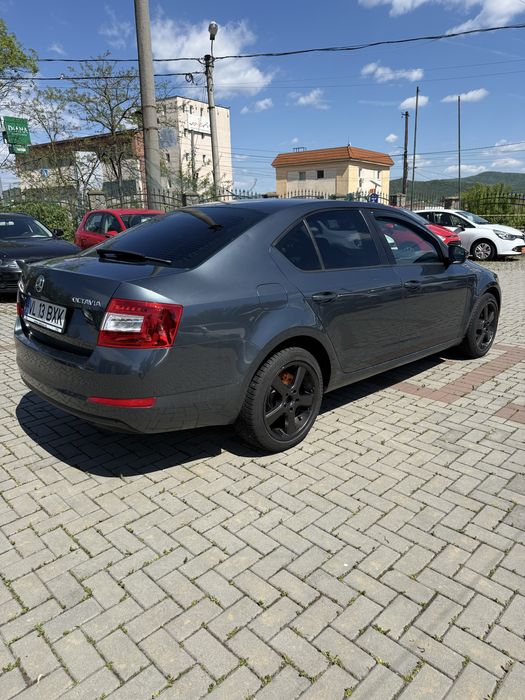 SKODA Octavia 2016 — imagine 5