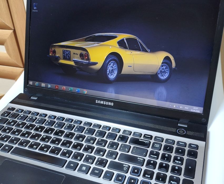 Ноутбук 4 ядерный продам