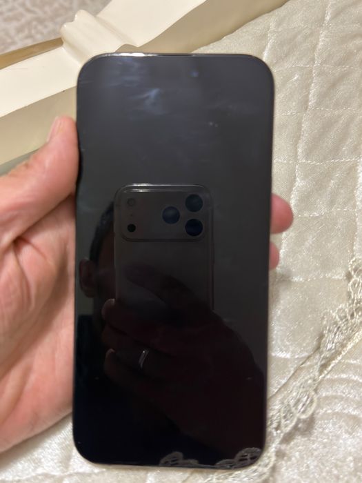 Продам iphone 16 pro max