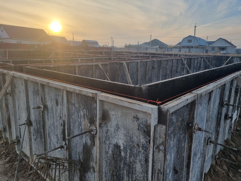 Бетон и опалубка.фундамент