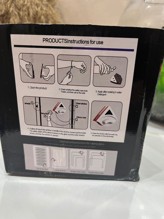 Магнит за почистване на прозорци