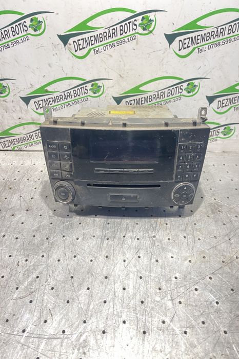 Radio cd A 203 827 38 42 A 203 827 38 42 A 203 827 38 42 Mercedes-Ben