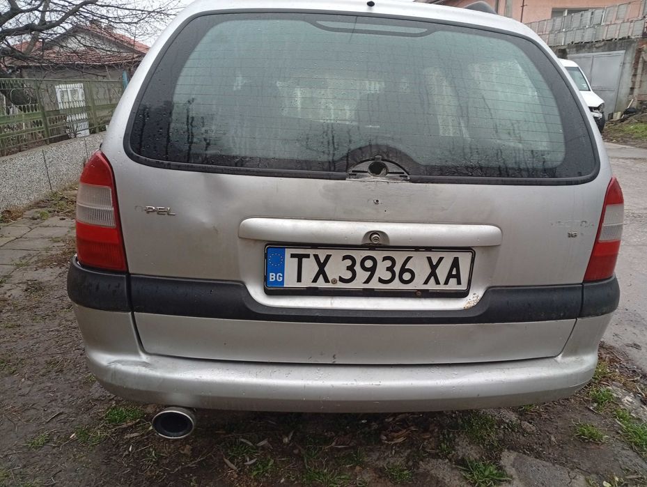 Opel vectra kombi 16v