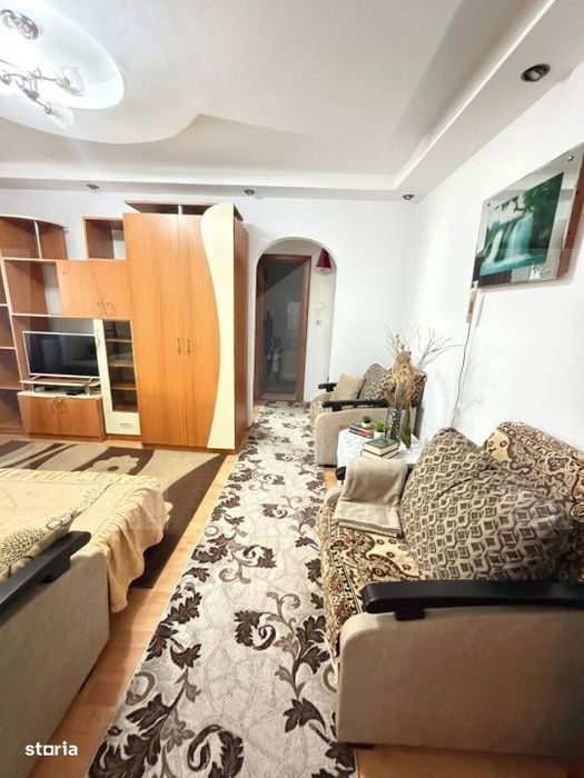 Apartament cu doua camere, semidecomandat, etaj 1, zona Bucovina — fotografia 1