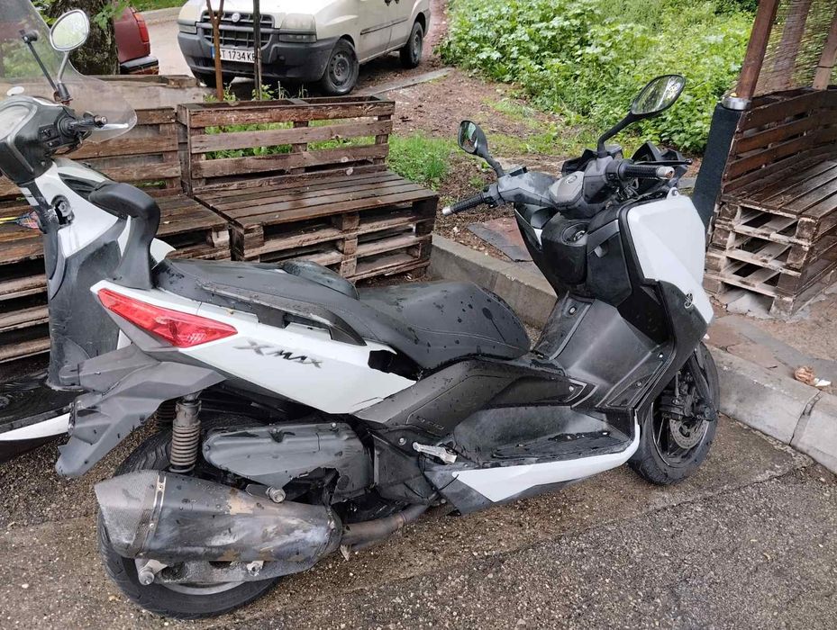 Скутер Ямаха Х-Мах(Yamaha X-Max 400i,300i,250i,125i)-на части
