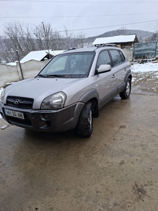 Hyundai  Tucson 2.0 crdi