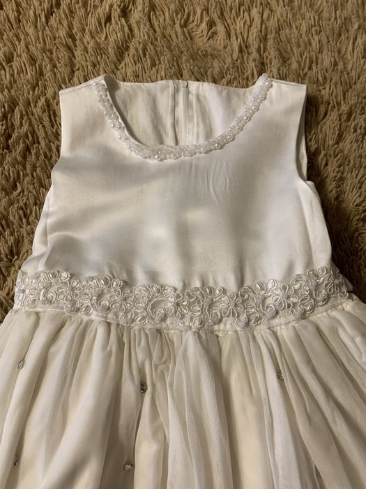 Нарядное платье