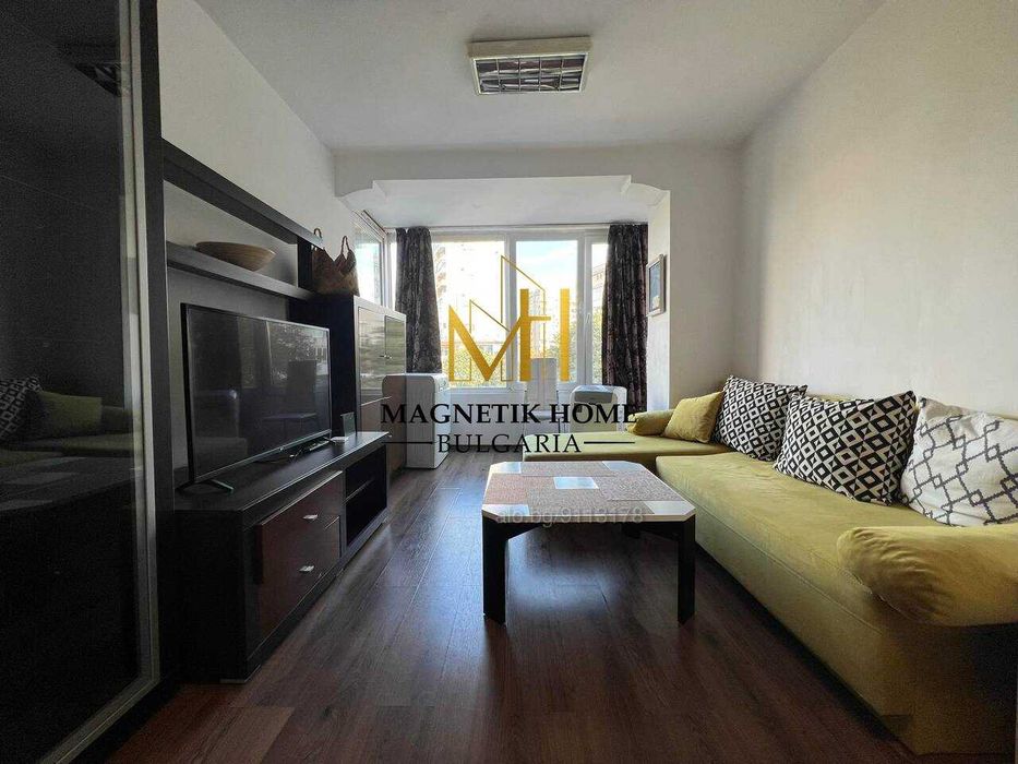 Двустаен апартамент до ПМГ в широк център