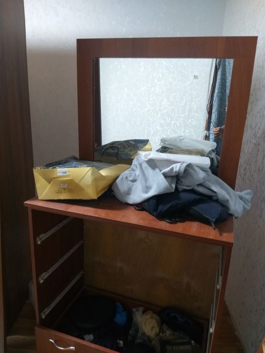Спальный гарнитур