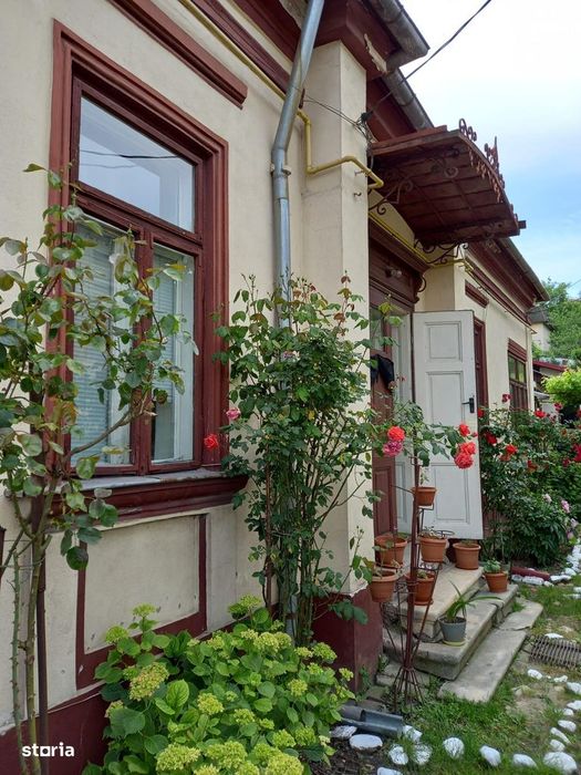Casa cu teren - Pitesti centru