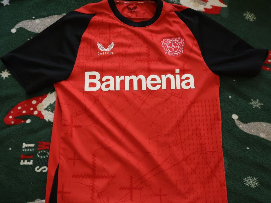 Bayer Leverkusen официален екип 2024