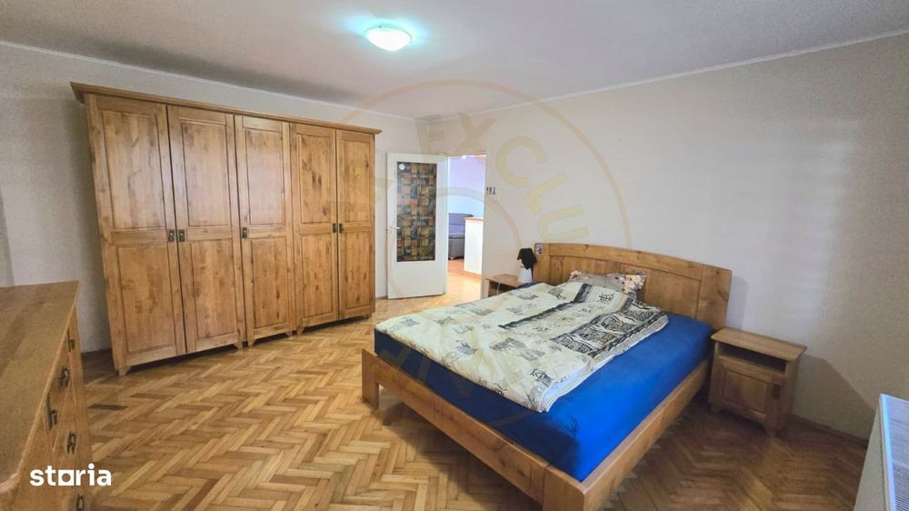 De inchiriat apartament 3 camere Micro 16 Parter