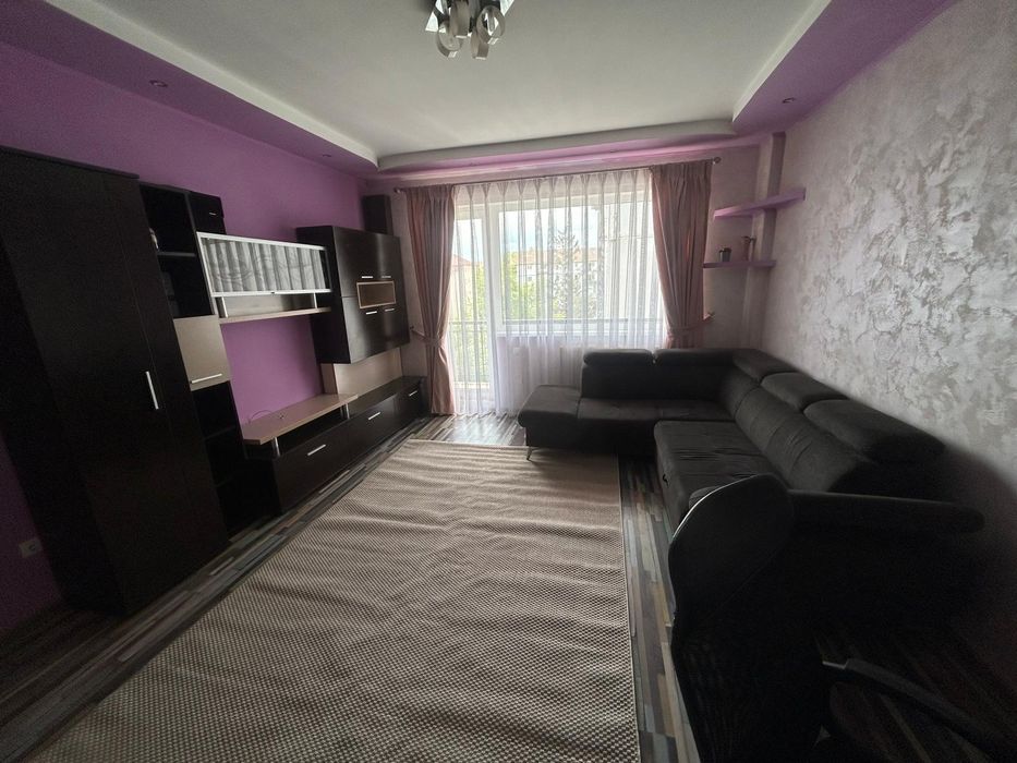 Inchiriez apartament 2 camere zona Aleea Steaza