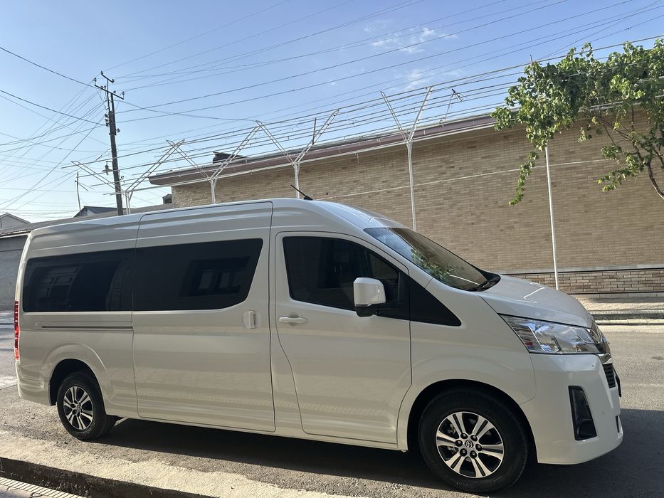 Toyota Haice 2024 бензин фуловый поз