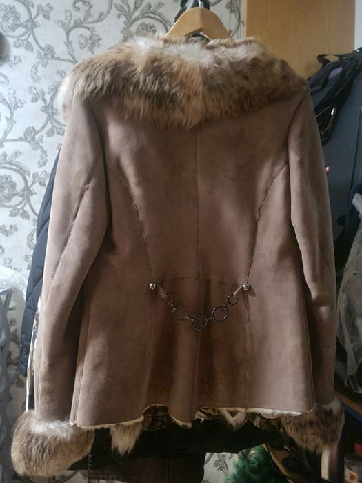 Продам женскую дублёнку