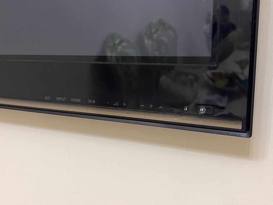 Телевизор LG 110 дюймовый