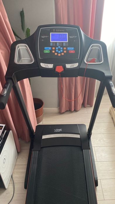 Продам беговую дорожку