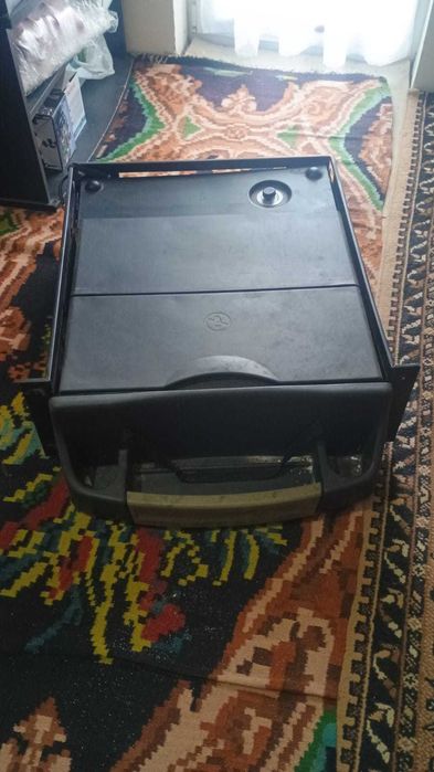 vand frigider auto  renault premium