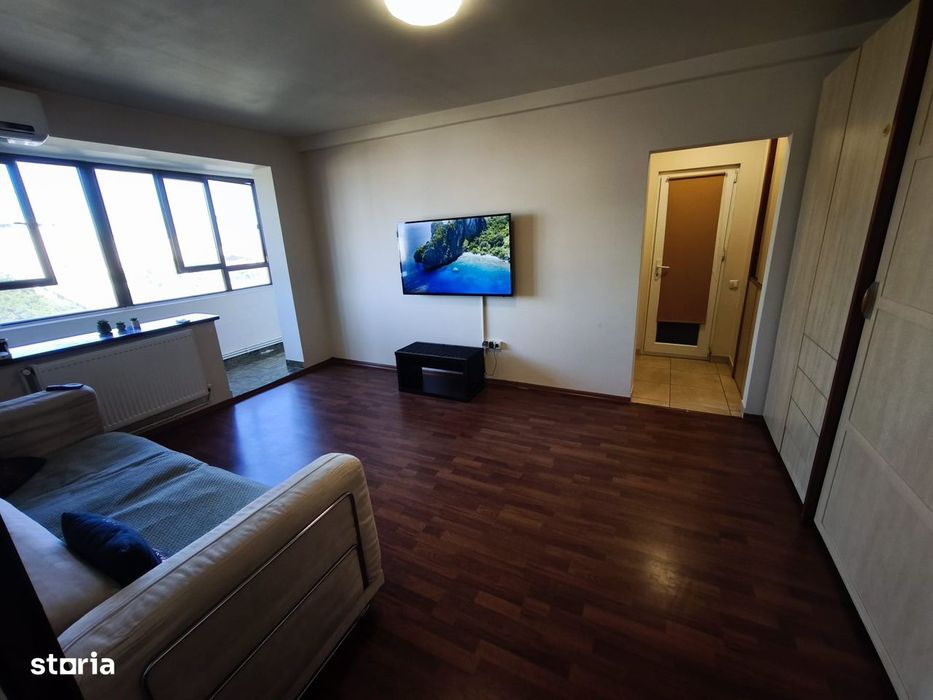 ULTRACENTRAL apartament cu 2 camere vedere frontala mare 61 mp