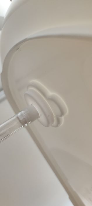 Вана със стойка Chipolino