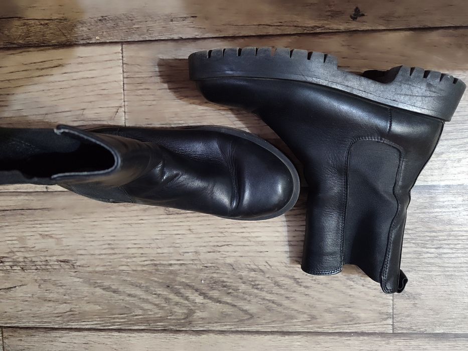 Продам обув по 2000