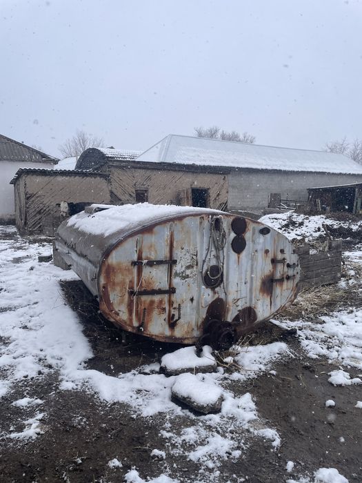 Продается емкость