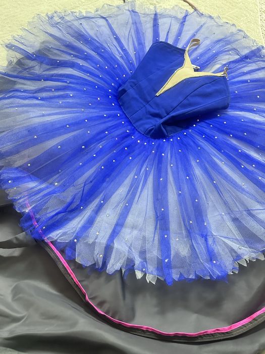 Платье и чехол это балетная одежда