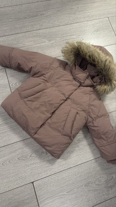 Продам зимнюю куртку Zara
