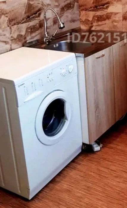Продам стиральную машину.