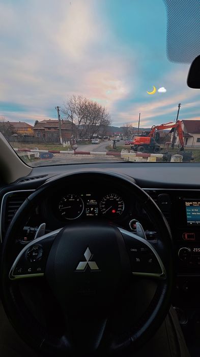 MITSUBISHI Outlander 2014 — imagine 5
