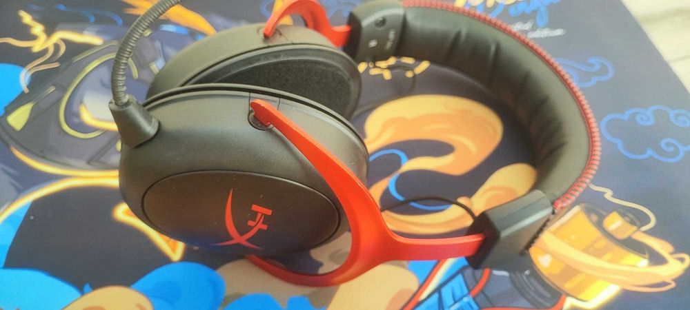 Vand casti gaming, HyperX etc