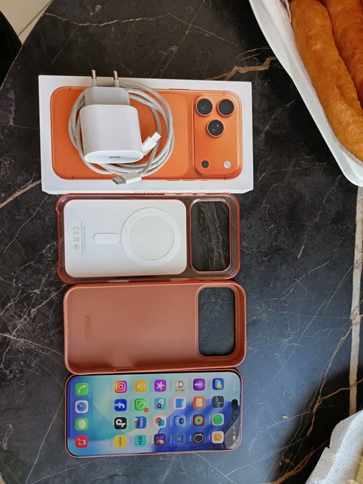 Продам айфон 17 промакс