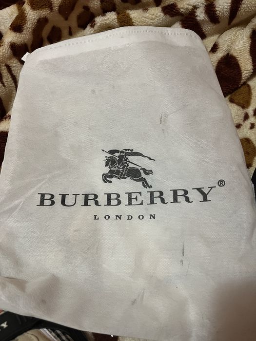 Adidasi burberry noi cu fullbox