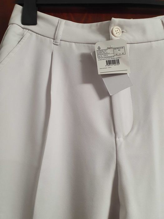 Pantaloni casual eleganti albi LCWaikiki 42 noi