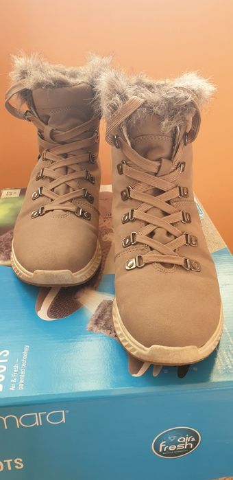 Зимни боти ESMARA