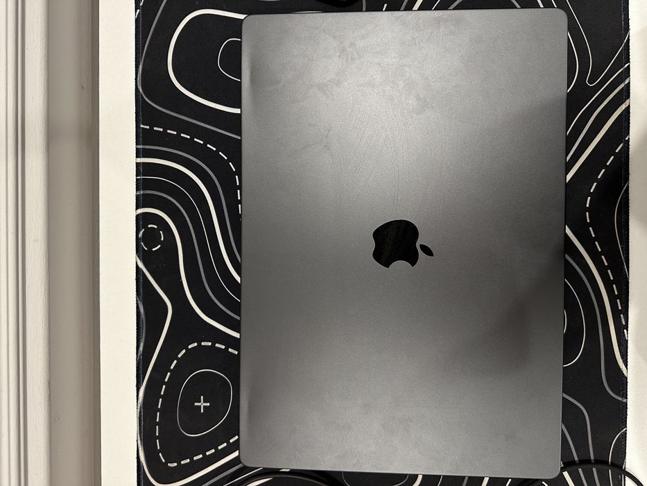 Macbook Pro 16 M3 pro/36/512