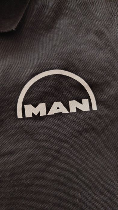 Фланелка на MAN къс ръкав с яка