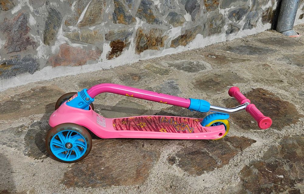 Детска тротинетка за момиче - отлично състояние