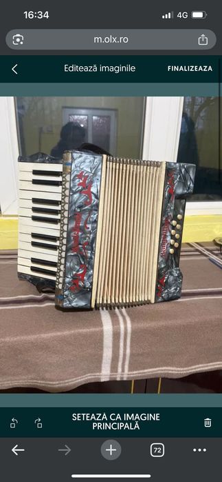 Vând acordeon italian