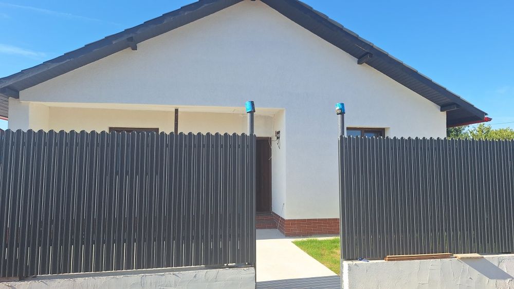 Închiriez sau vand casă Târgu Jiu