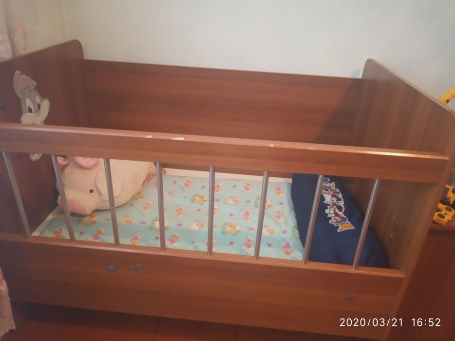 Детская кровать со шкафчиком