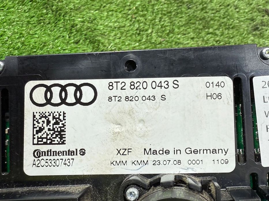 PANOU CENTRAL COMANDA CLIMA AUDI A4 SE 2.0 DIESEL 2010 COD OEM 8T2820043S 8T2820043AF 2009-2016