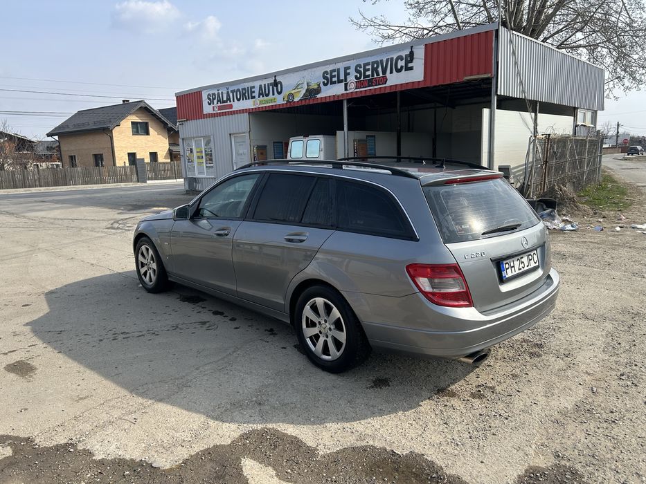 Mercedes C220 / 2010 diesel /// accept schimburi