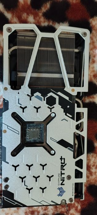 Gaming  PC + Monitor + Periferice
